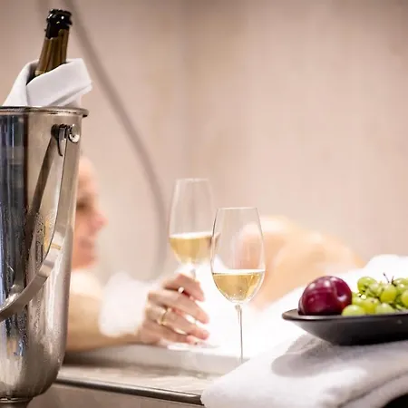 Britannia Szálloda 4*