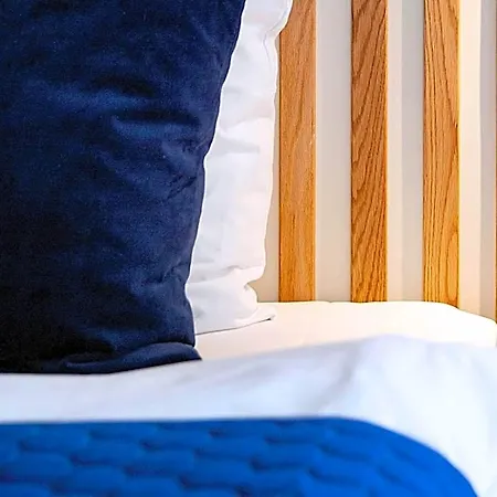Britannia Hotel 4*
